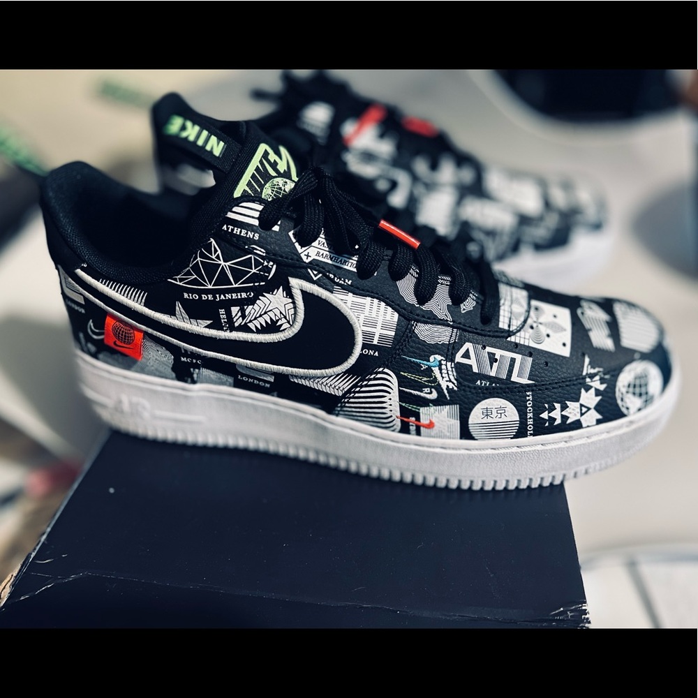 Nike Air Force 1’s LX Worldwide Ww ‘07 Size 12 with box